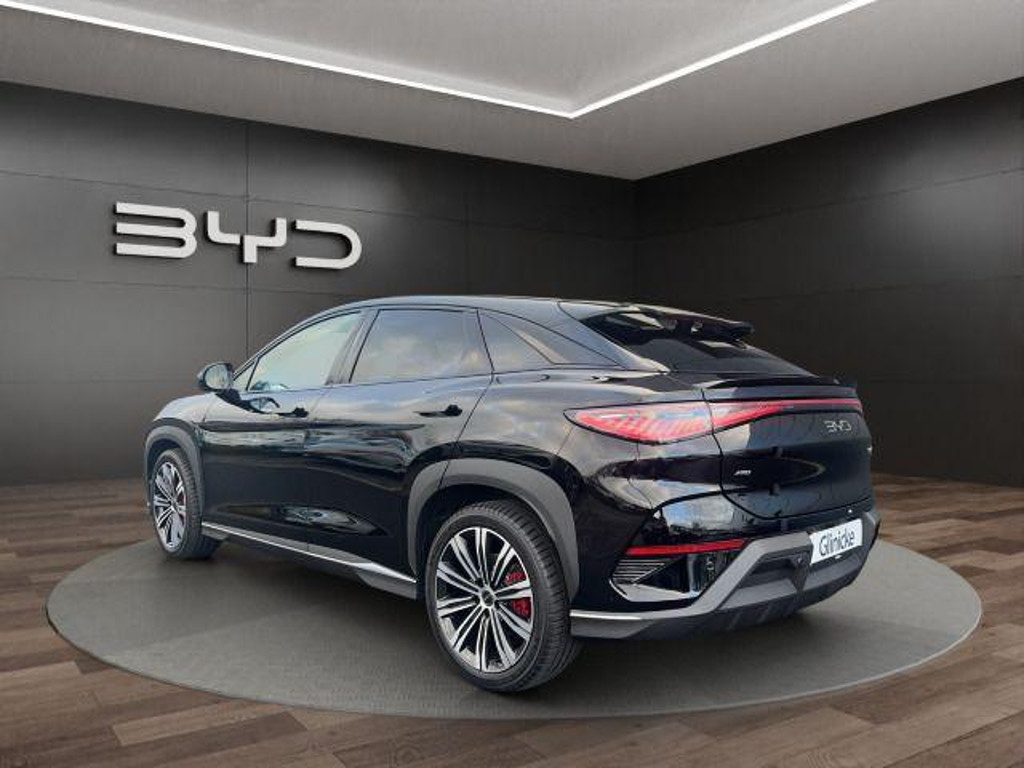 BYD Sealion 7