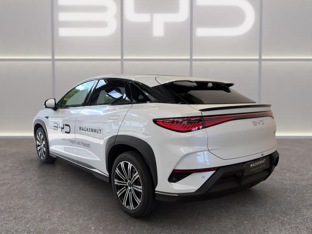 BYD Sealion 7