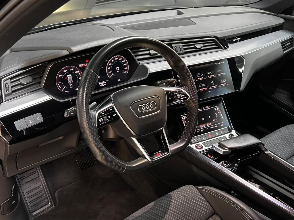 Audi e-tron