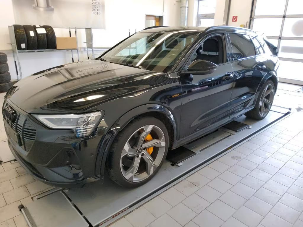 Audi e-tron Quattro