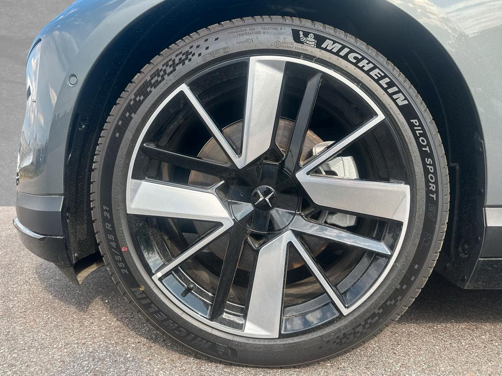 Polestar 4