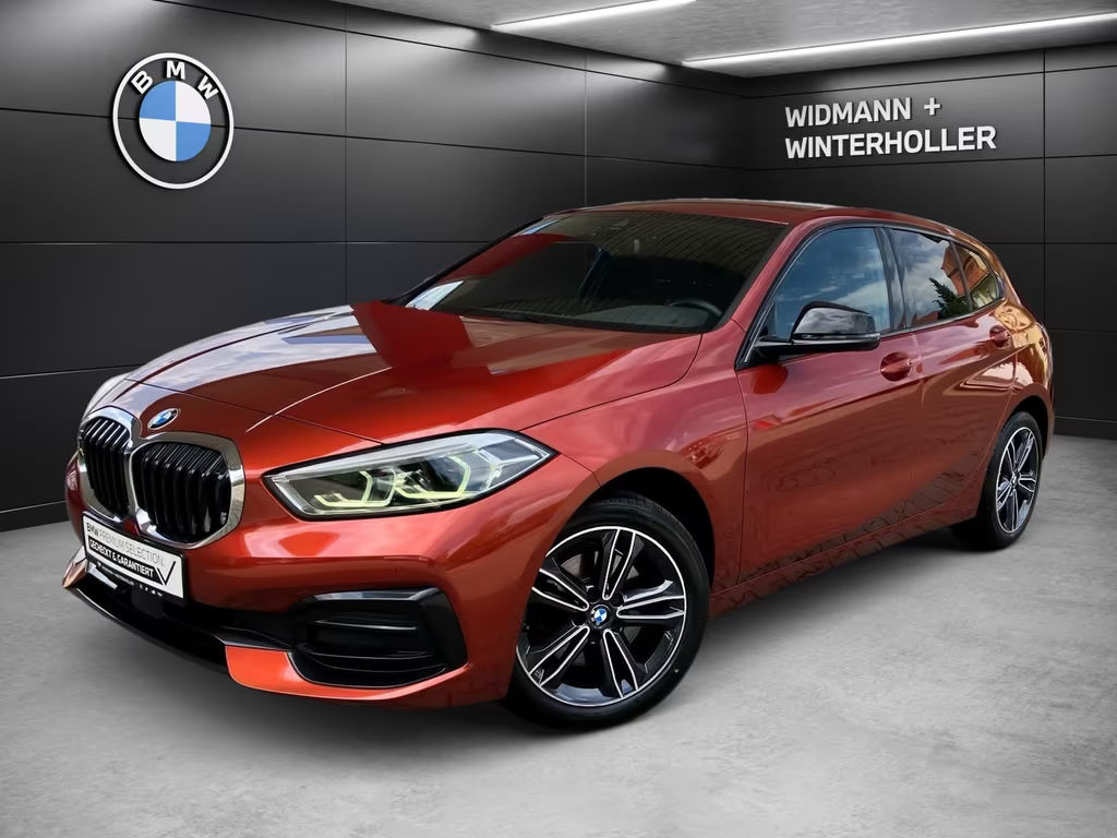 BMW 1 Serie 118 Sport Line Sedan 118i 5-deurs