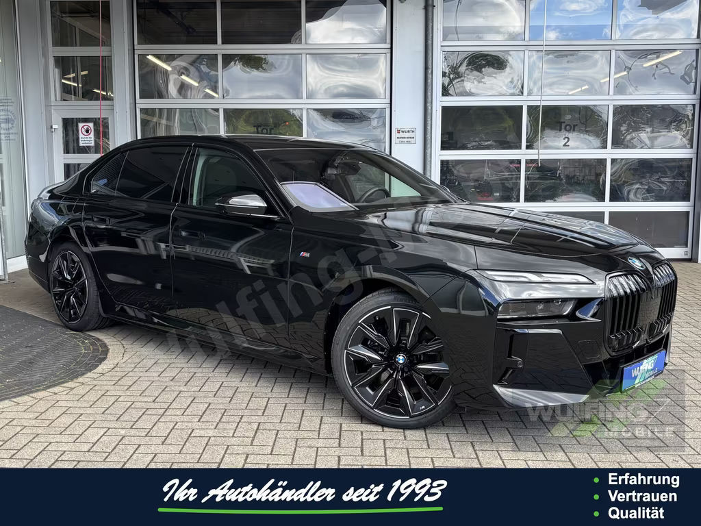 BMW i7