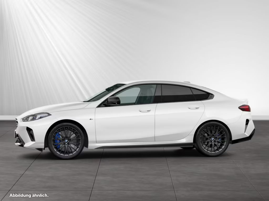 BMW M235