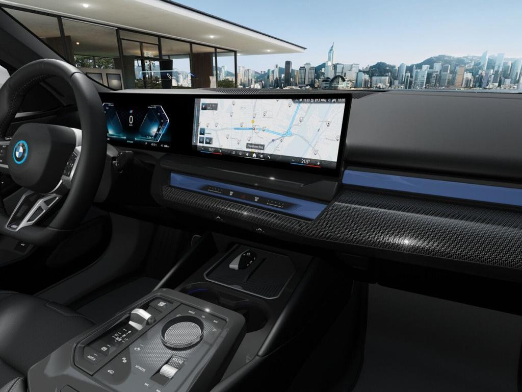 BMW i5