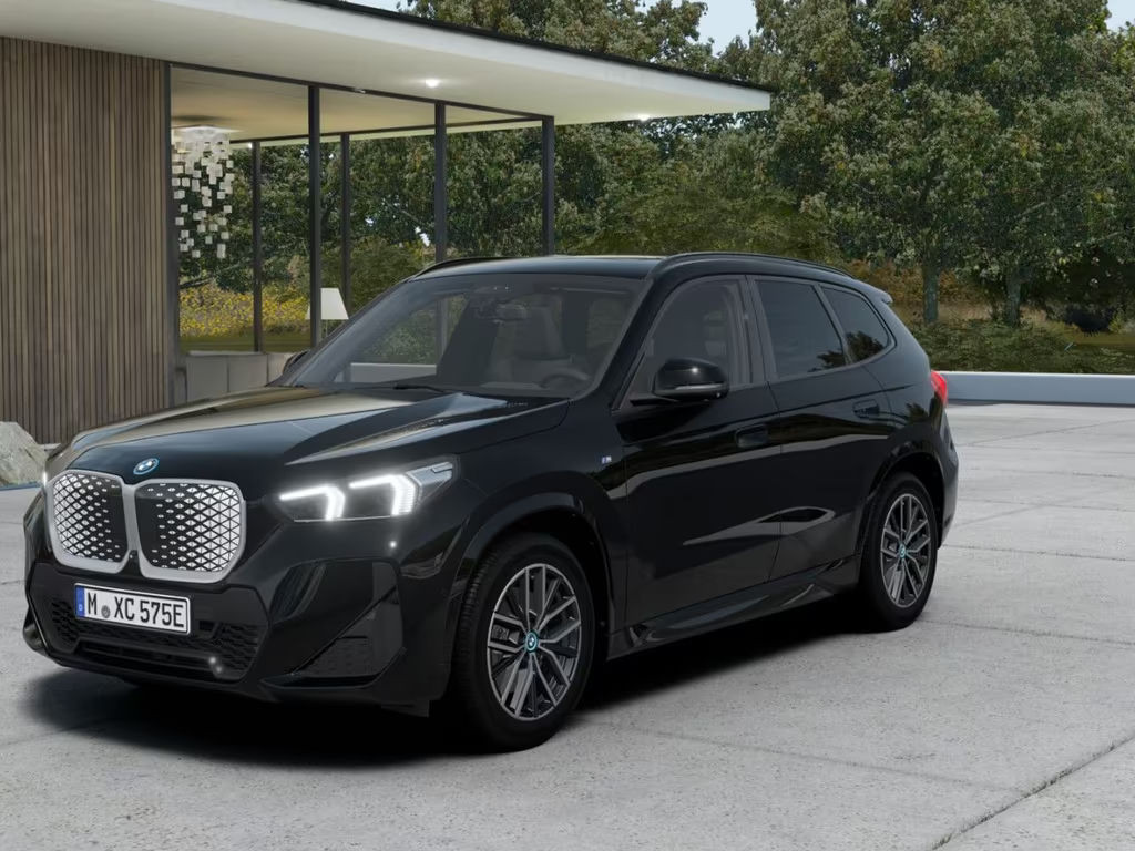 BMW iX1
