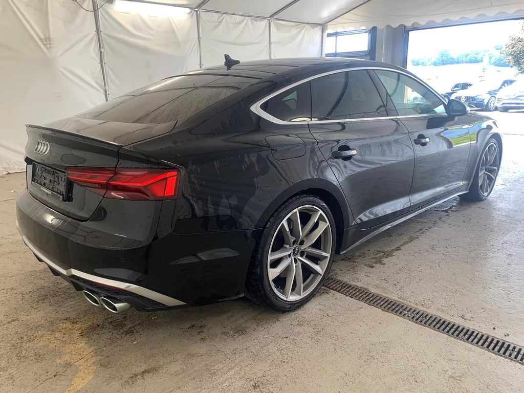 Audi S5