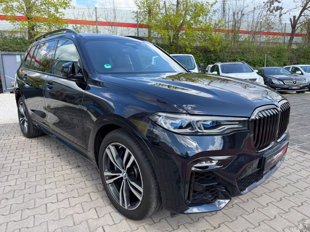BMW X7