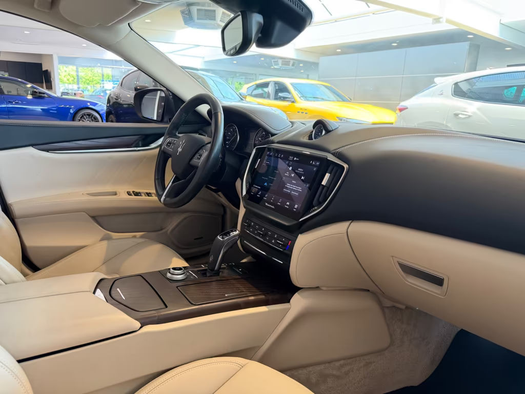 Maserati Ghibli