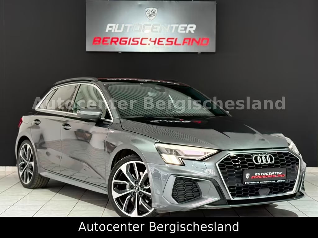 Audi A3 Sportback Sedan S-Line 35 TFSI