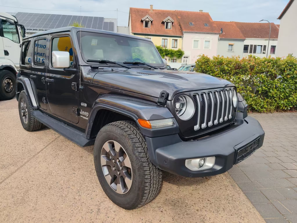 Jeep Wrangler Sahara