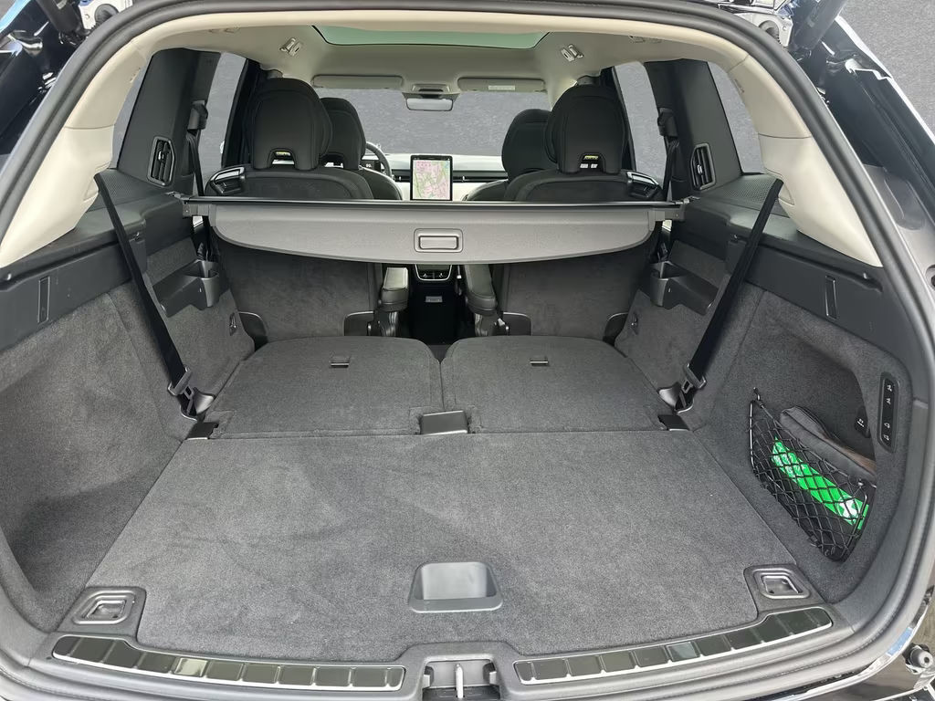Volvo EX90