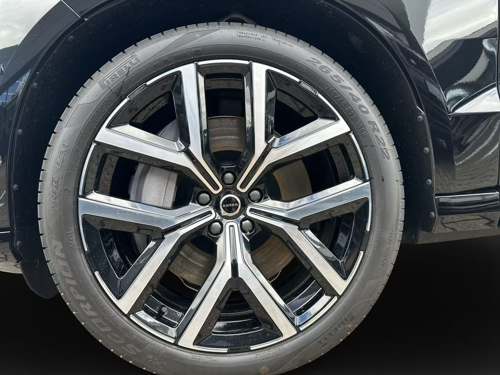 Volvo EX90