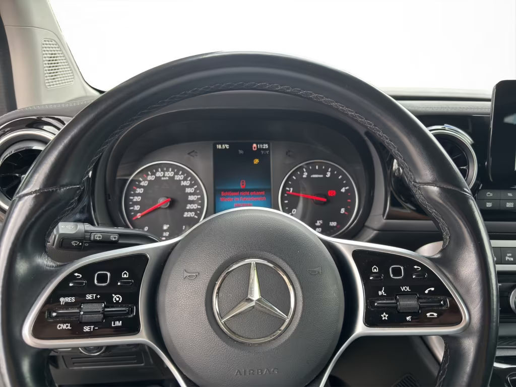 Mercedes-Benz T 180