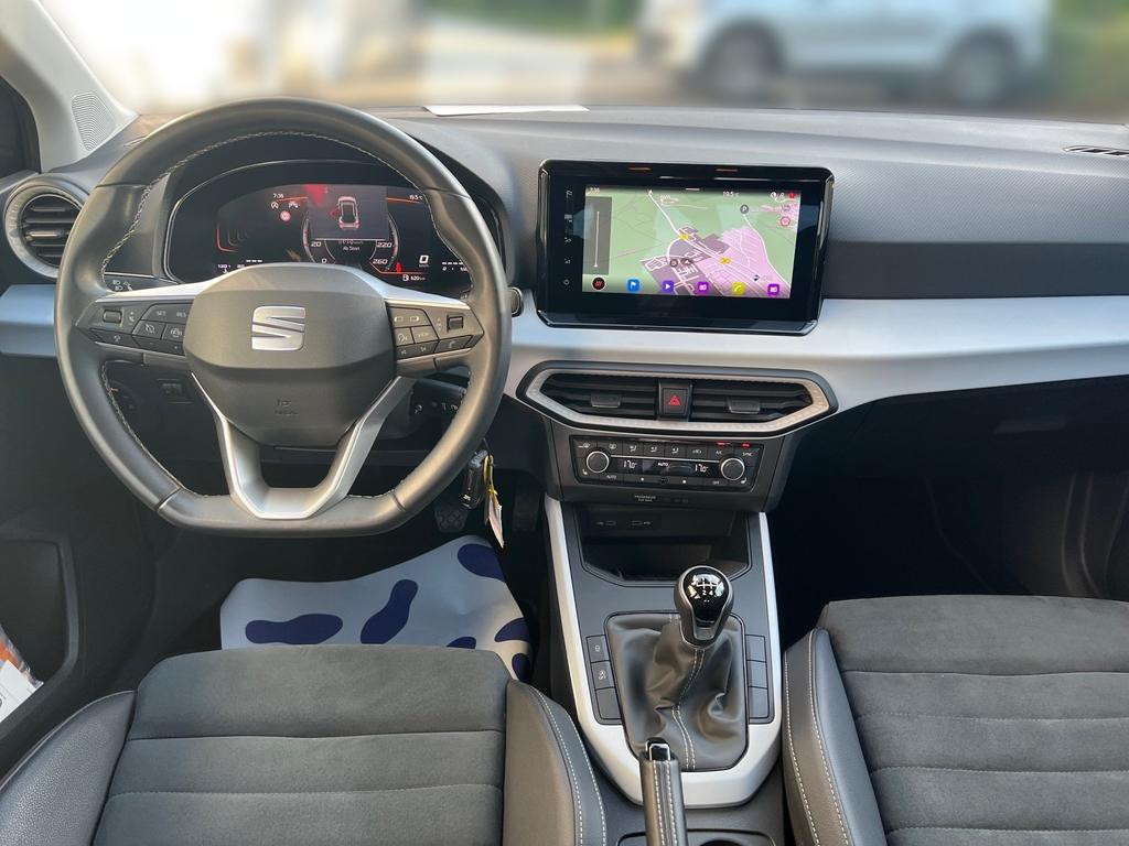 Seat Arona