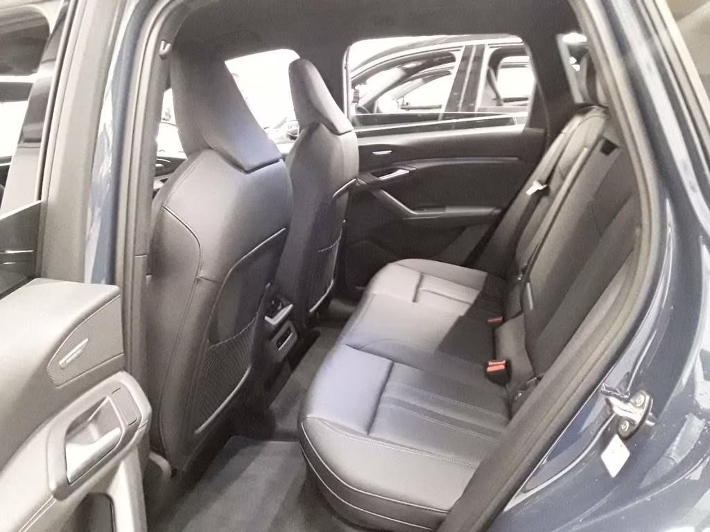 Audi SQ6 e-tron