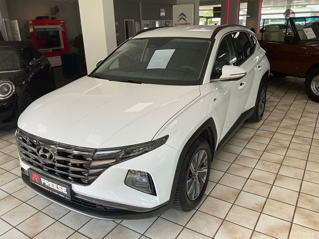 Hyundai Tucson Select Hybrid 2WD