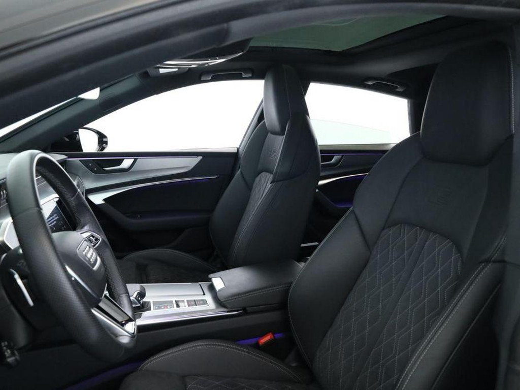 Audi S7