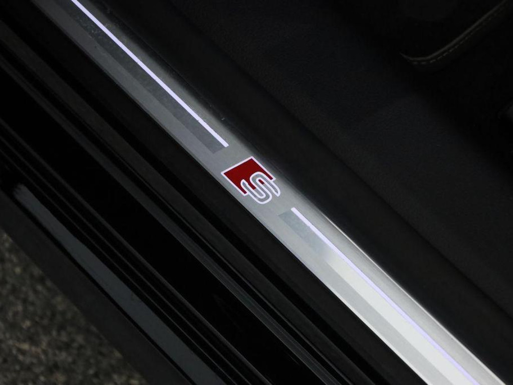 Audi S7