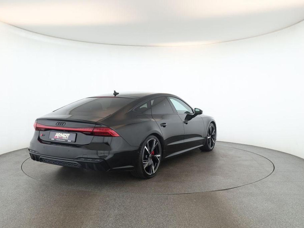 Audi S7