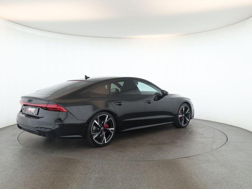 Audi S7