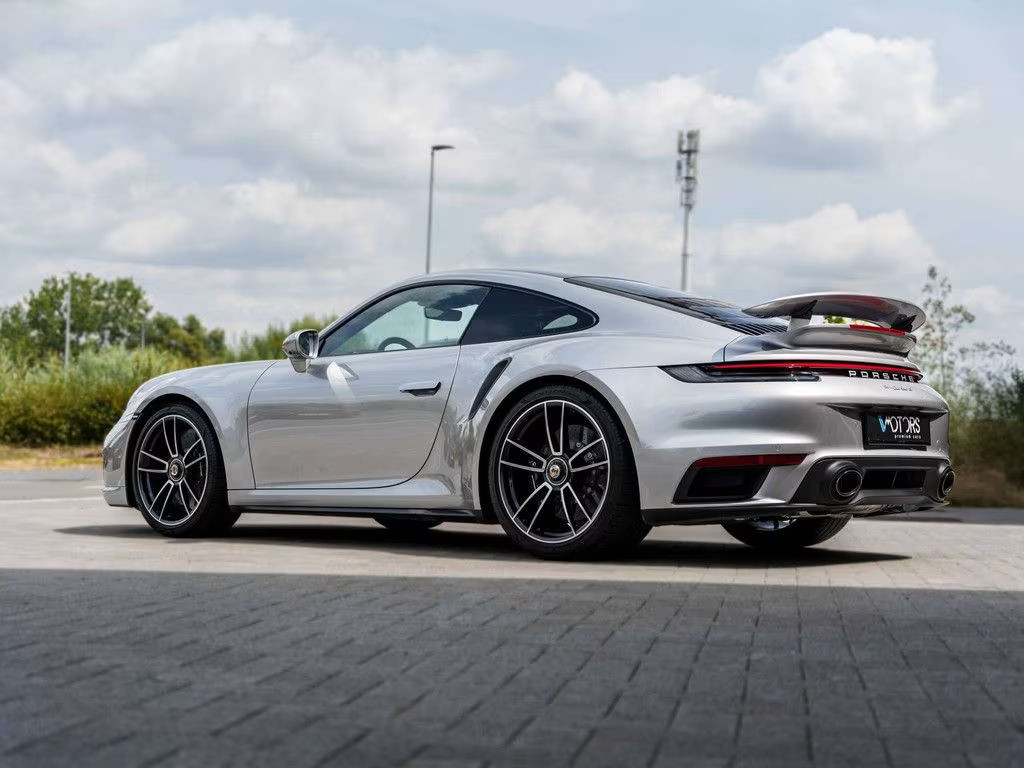 Porsche 911 Turbo 992