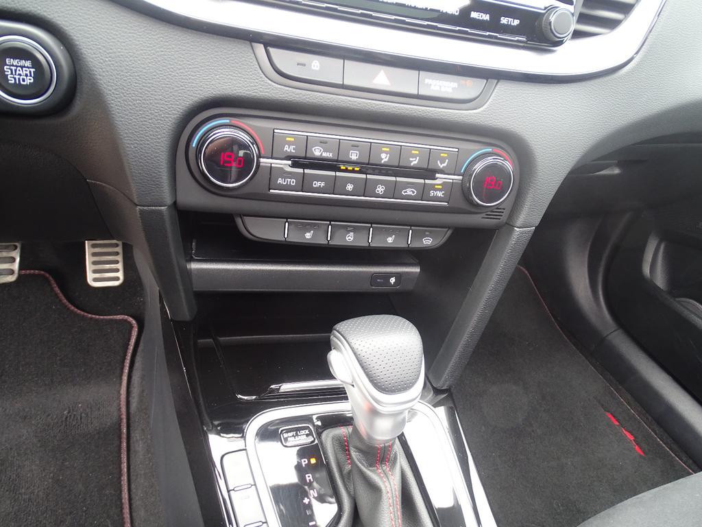 Kia ProCeed