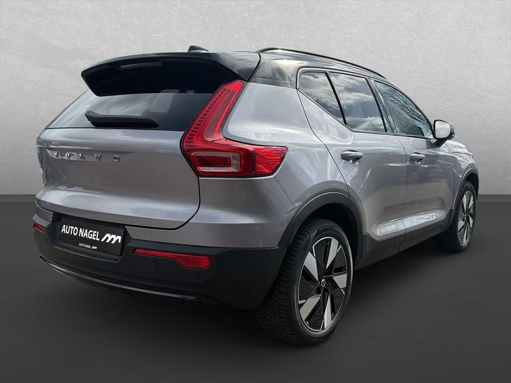 Volvo EX40