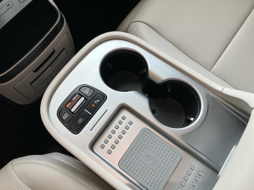 Hyundai IONIQ 9
