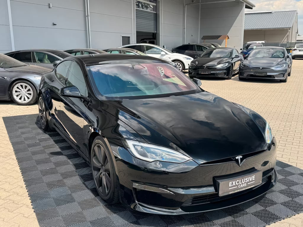 Tesla Model S