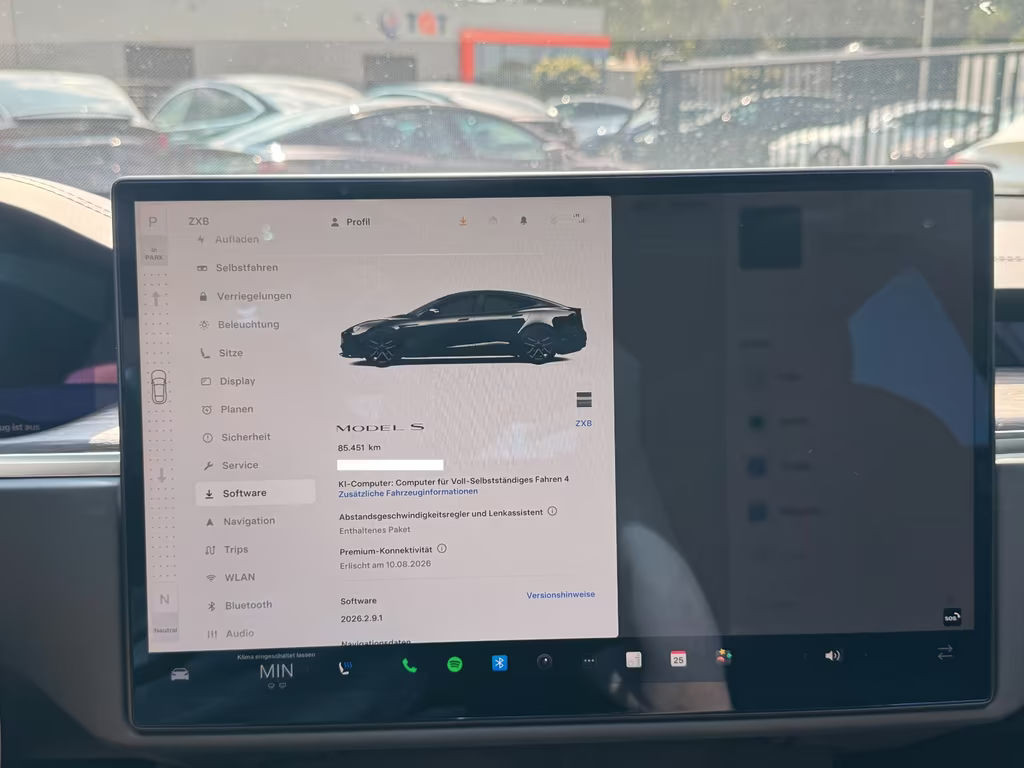 Tesla Model S