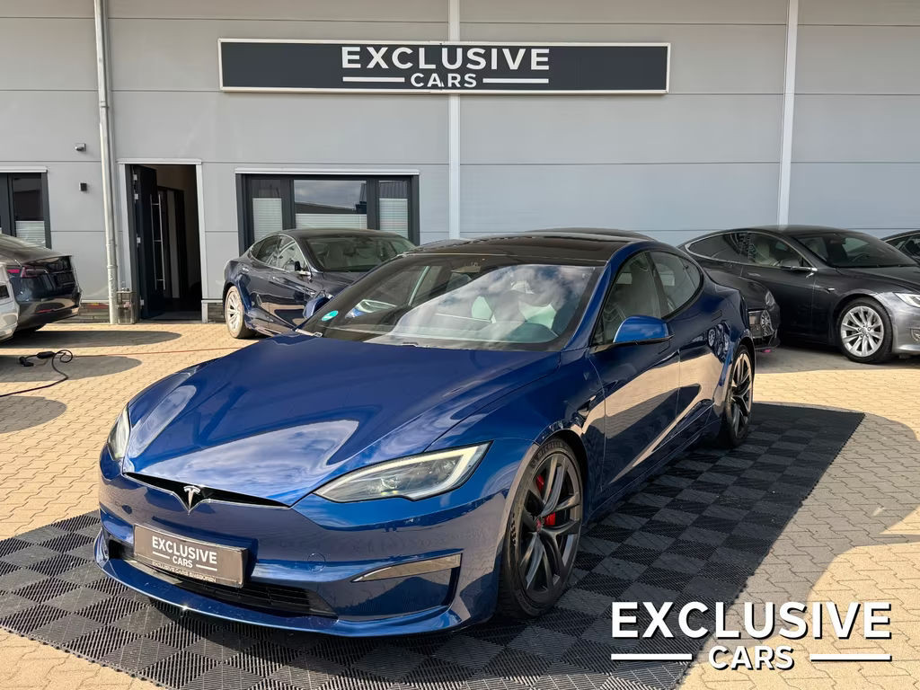 Tesla Model S Plaid