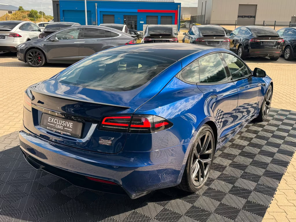 Tesla Model S
