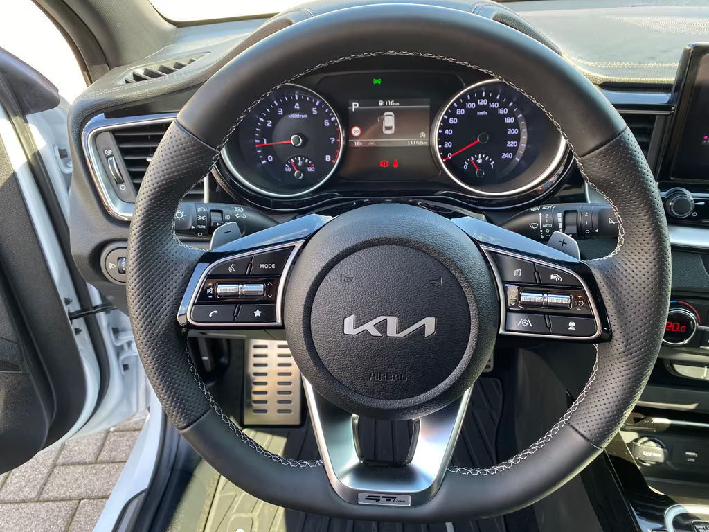 Kia ProCeed