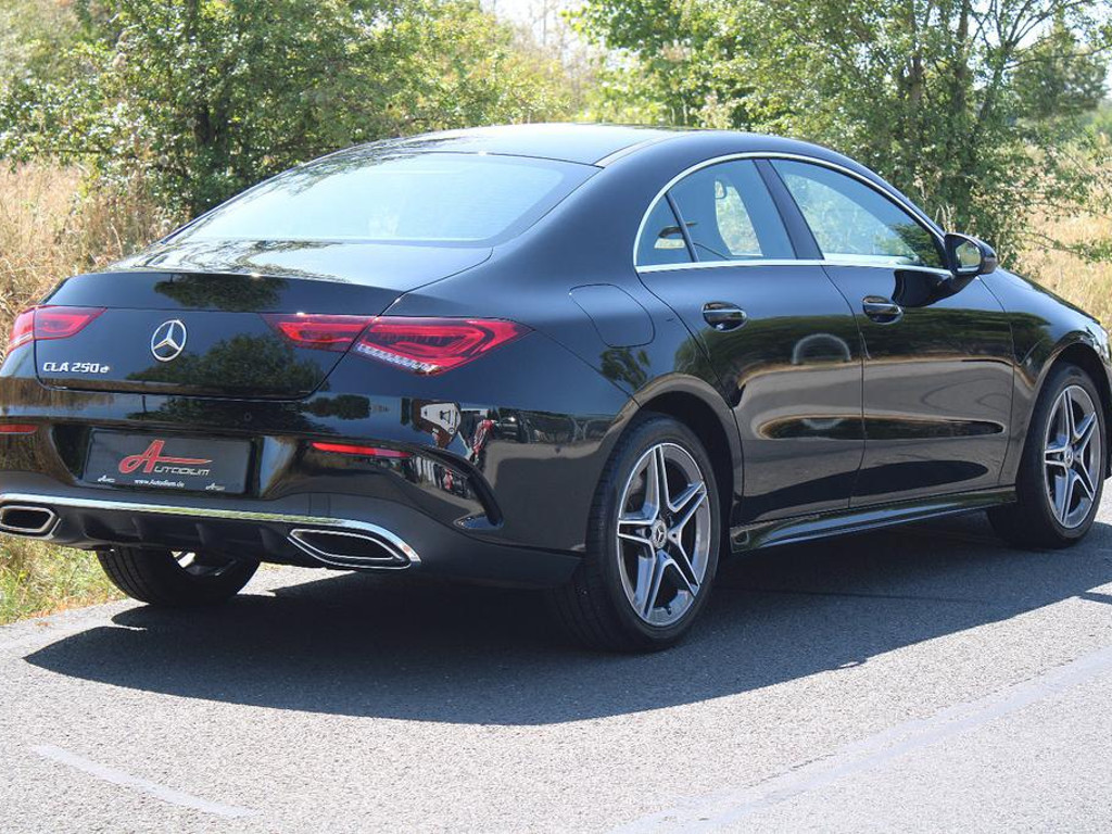 Mercedes-Benz CLA-Klasse CLA 250 AMG Line CLA 250 e