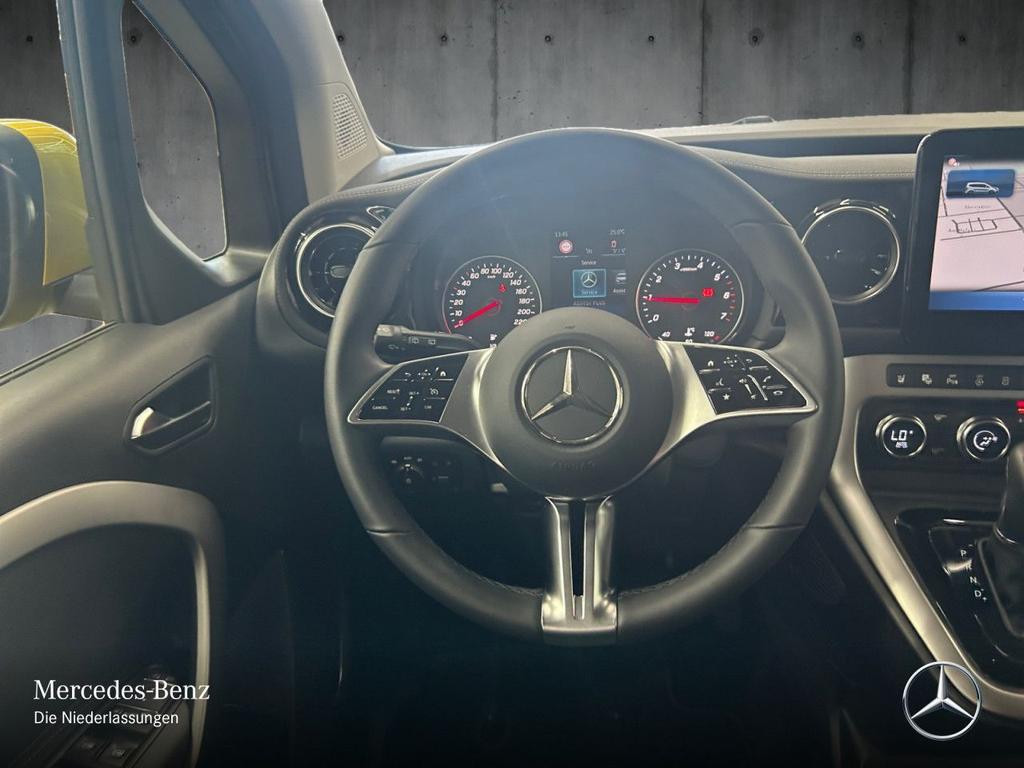 Mercedes-Benz T 180