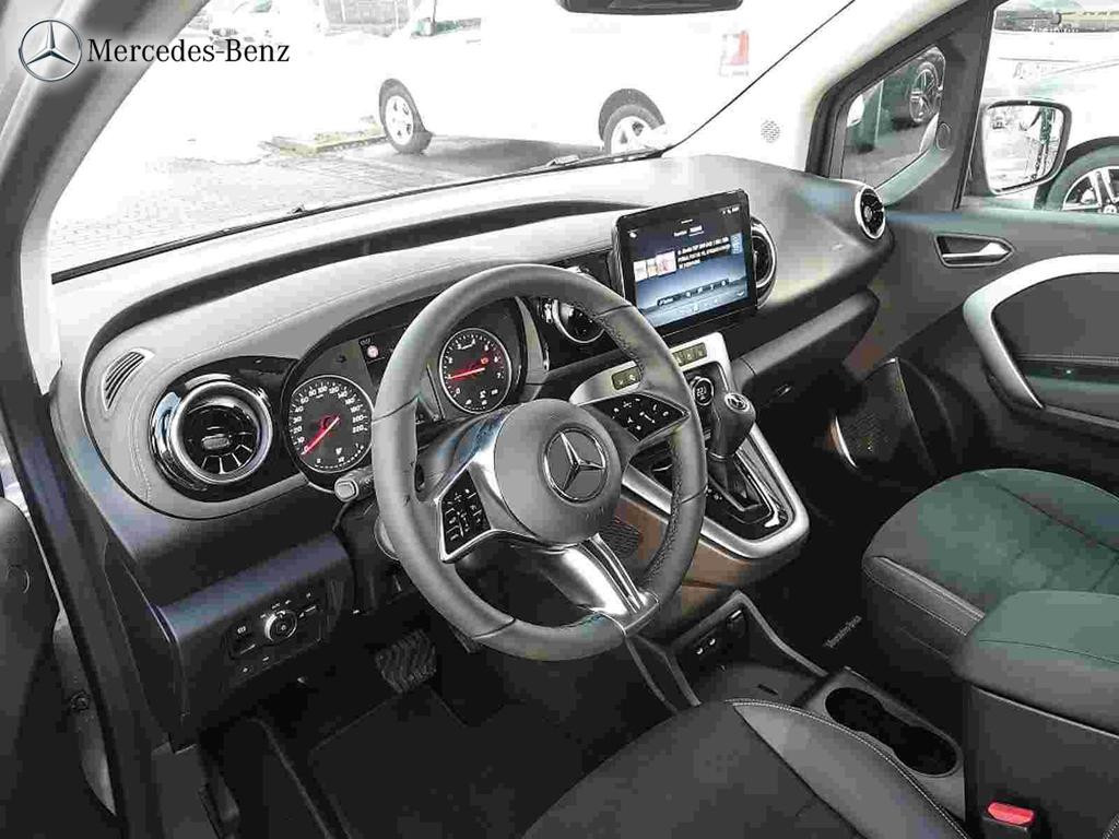 Mercedes-Benz T 180
