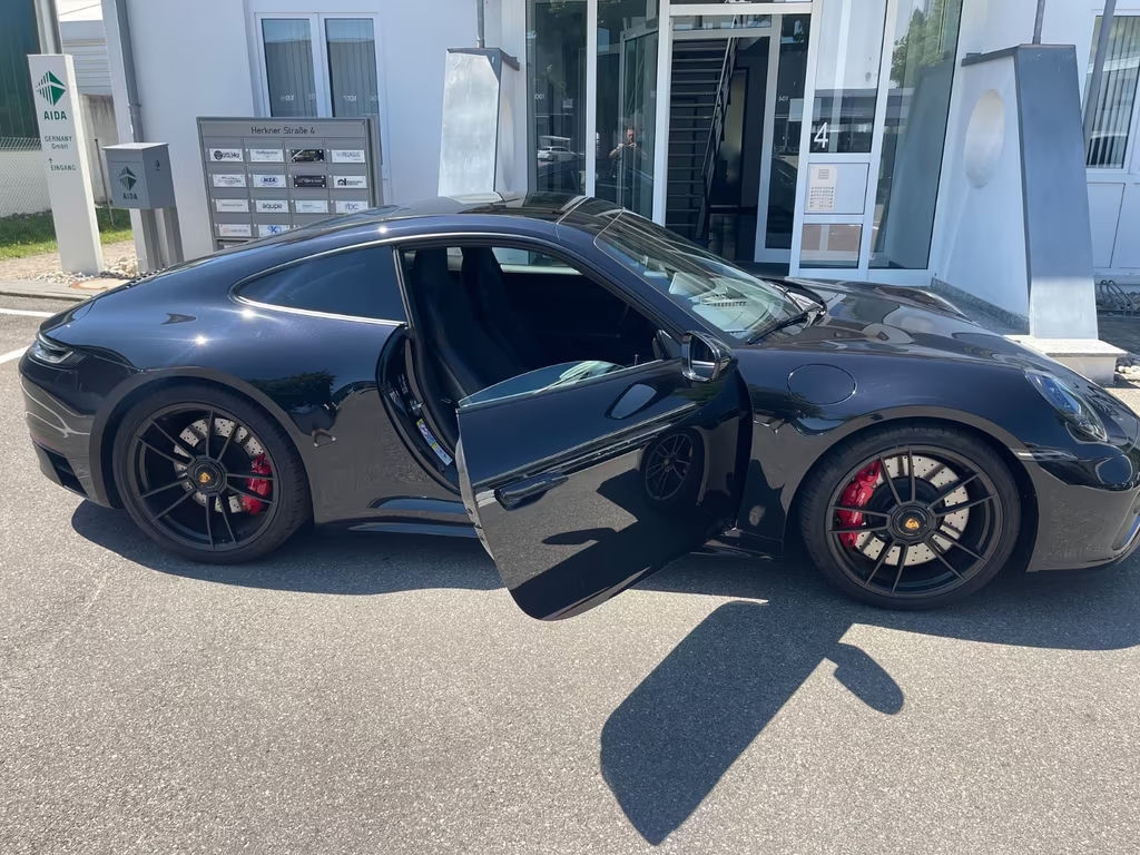 Porsche 911