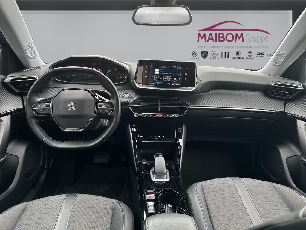 Peugeot e-2008