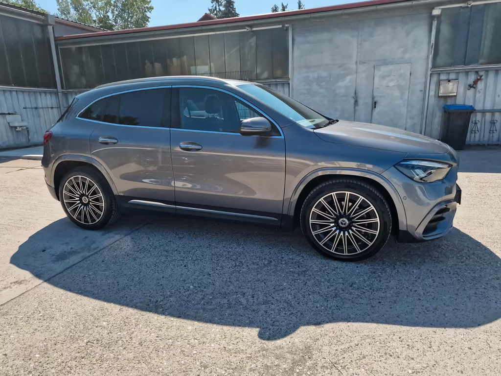 Mercedes-Benz GLA-Klasse
