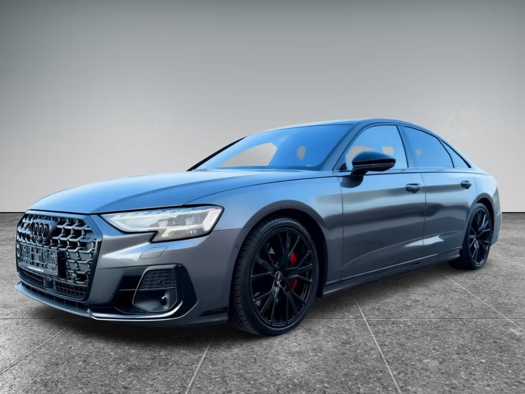 Audi S8