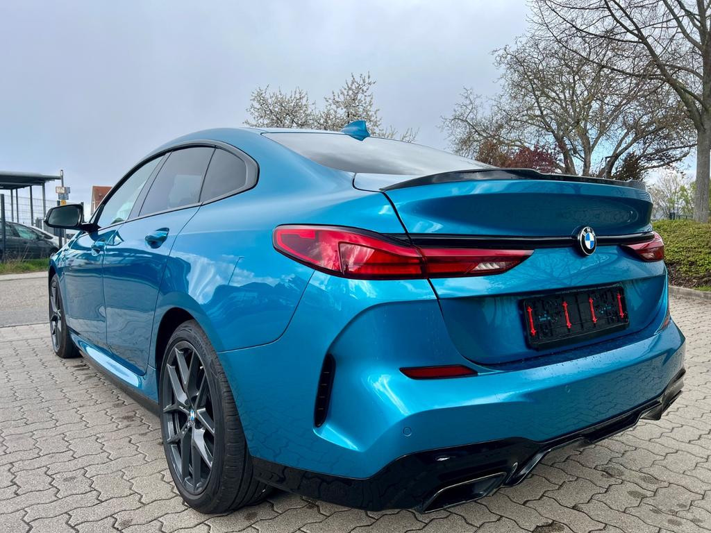 BMW M235