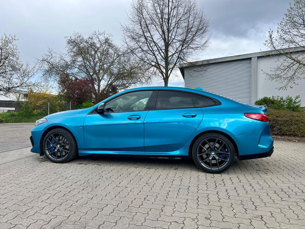 BMW M235