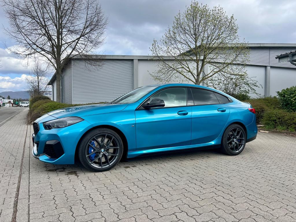 BMW M235