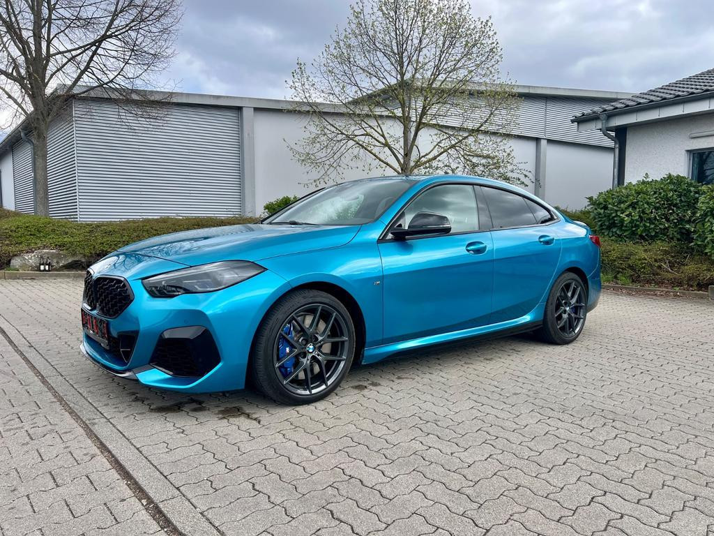 BMW M235