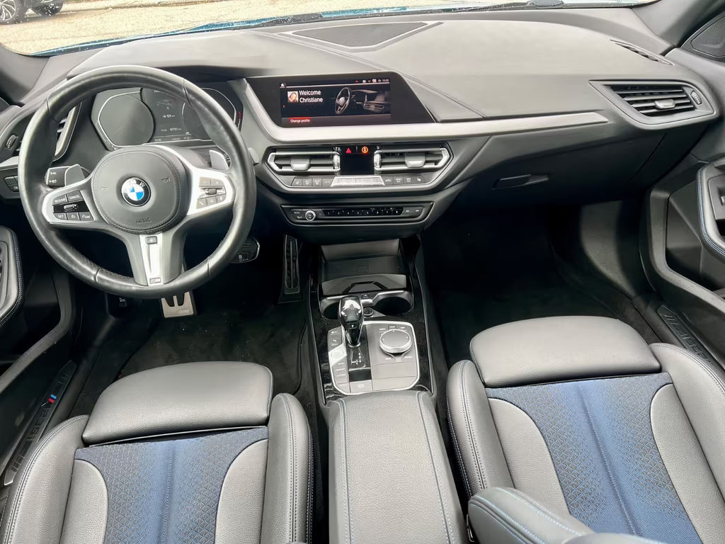 BMW M235