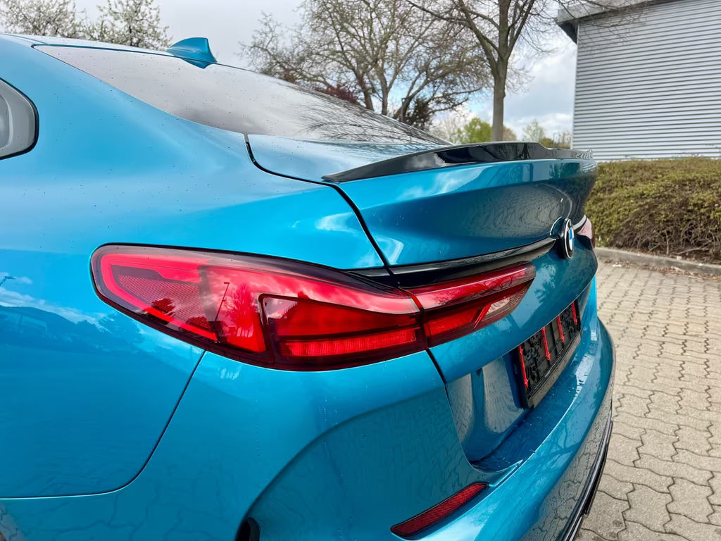 BMW M235