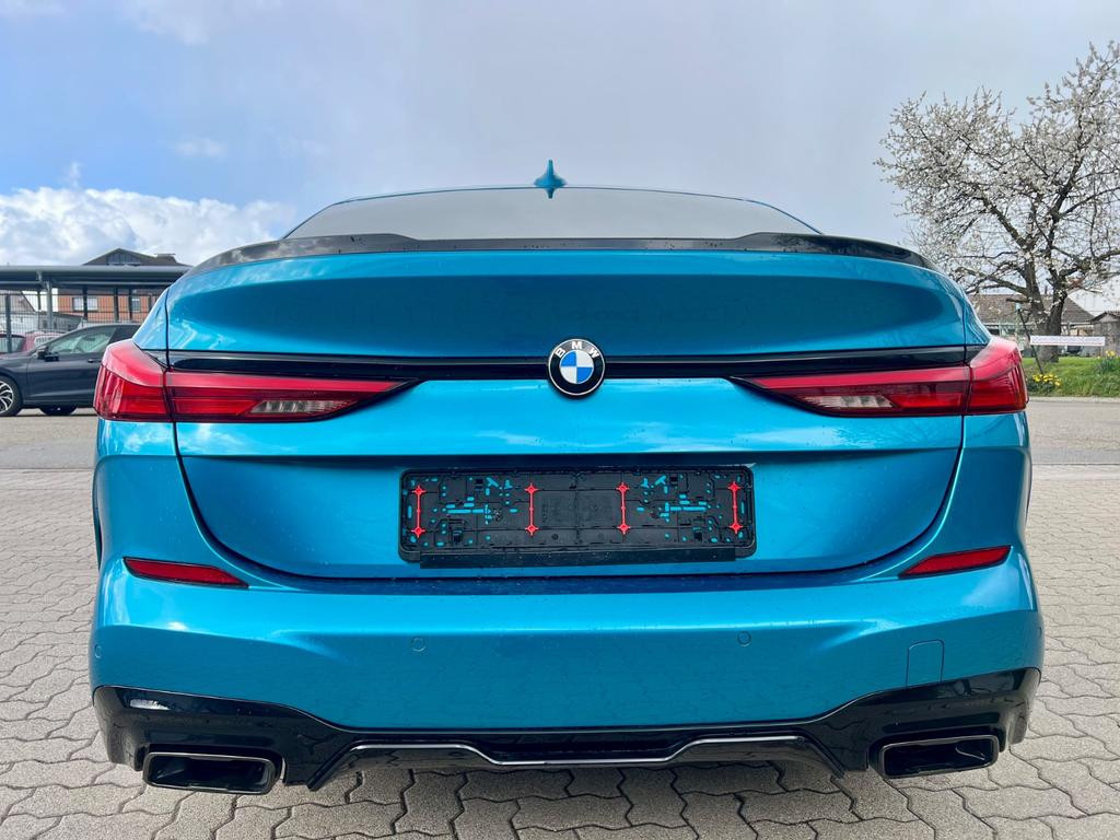 BMW M235