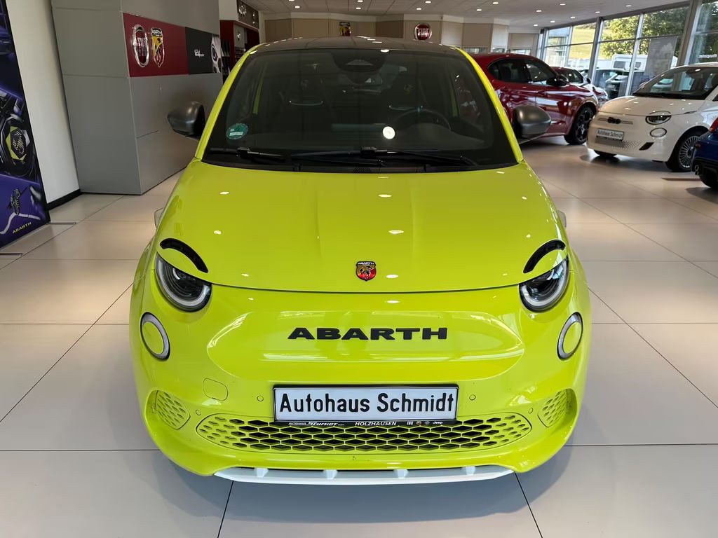 Abarth 500e Scorpionissima