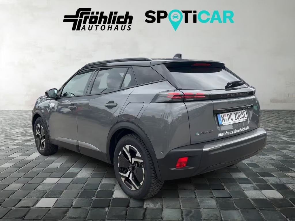 Peugeot e-2008